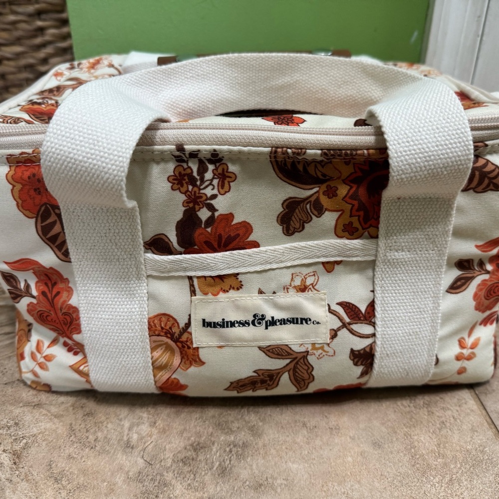 Business and Pleasure Cream and Brown Travel Bag with Floral Design